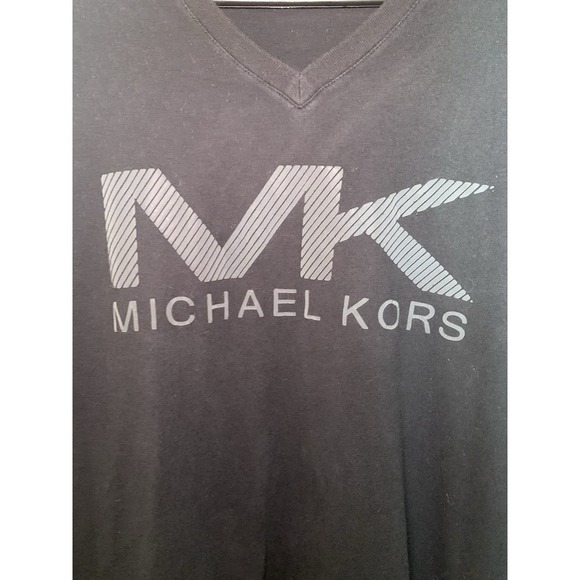 MICHAEL KORS MEN BLACK V-NECK SHORT SLEEVE T-SHIRT SIZE XL MK GRAPHIC COTTON - Picture 4 of 7
